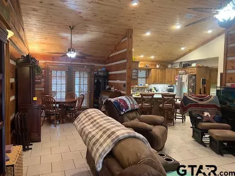 409 Cr 2432, Pittsburg, TX 75686 photo 2