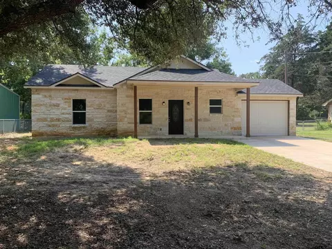 10731 Circle Pt, Frankston, TX 75763