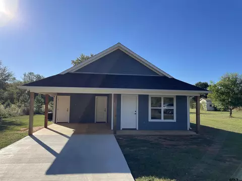 310 Post Oak Dr, Bullard, TX 75757