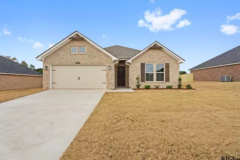 1529 Shug Ln, Lindale, TX 75771