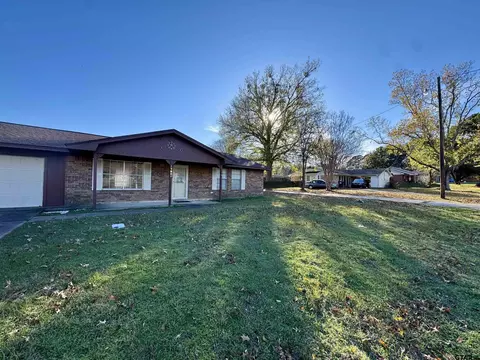 17981 C R 4184, Lindale, TX 75771