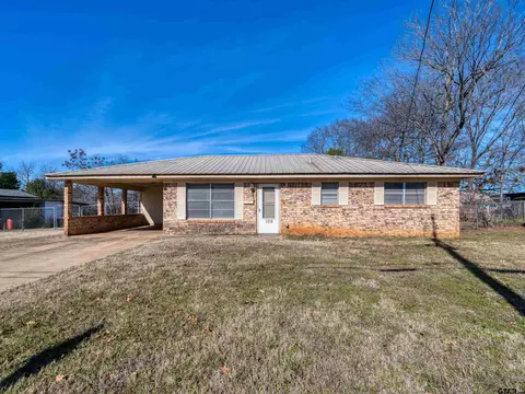106 Earl, Jacksonville, TX 75766