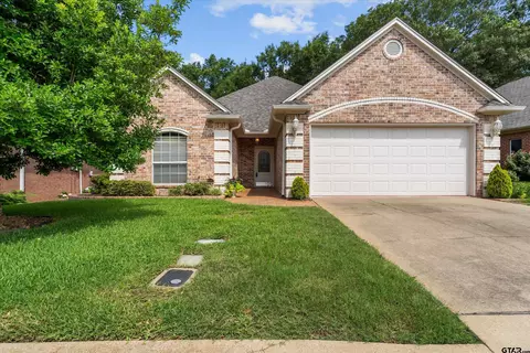 5706 Hollybrook, Tyler, TX 75703