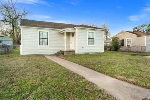 2918 Cushing Dr, Tyler, TX 75702