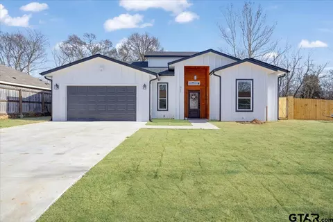 511 Cypress St, Pittsburg, TX 75686