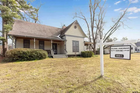 701 S Kaufman St, Mount Vernon, TX 75457
