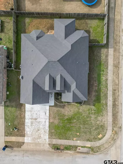 View/Area - 702 Griffin Dr, Chandler, TX 75758 photo 1 of 4