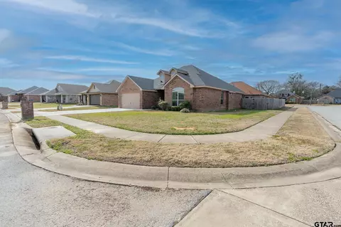 Other - 702 Griffin Dr, Chandler, TX 75758 photo 1 of 15