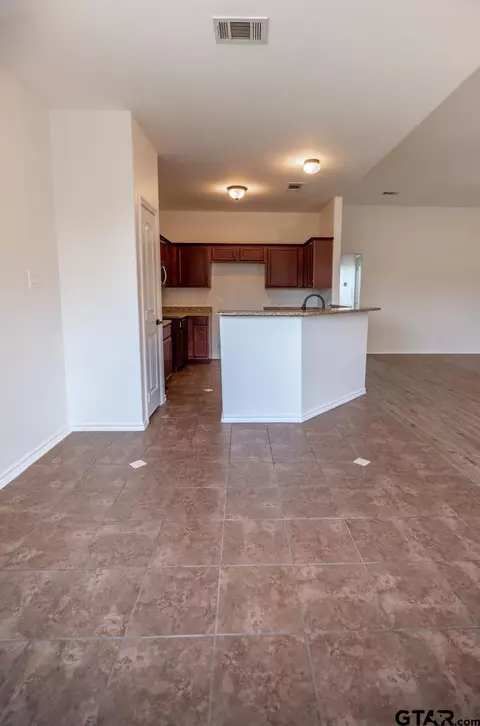 Other - 702 Griffin Dr, Chandler, TX 75758 photo 8 of 15