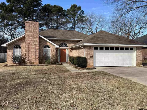 1107 Casandra Dr, Longview, TX 75605