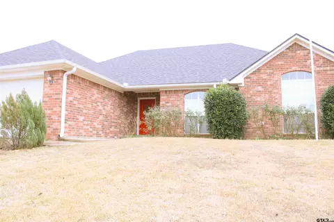 230 Highland Dr, Lindale, TX 75771