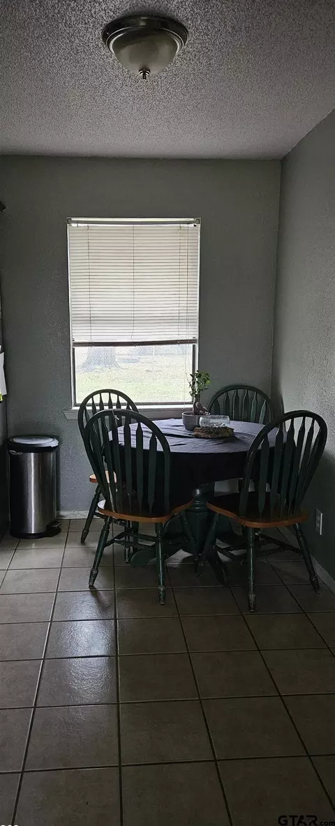Dining - 120 Maple Pl, Van, TX 75790 photo 1 of 1