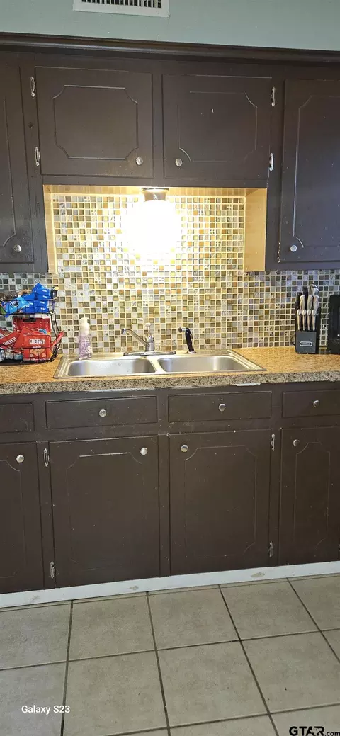 Kitchen - 120 Maple Pl, Van, TX 75790 photo 1 of 4