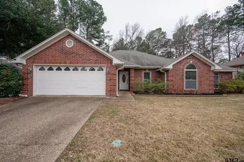 309 Canterbury Ct, Tyler, TX 75703
