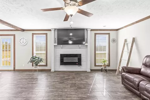 263 Kirby St, Alba, TX 75410