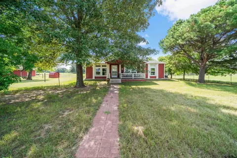 455 An County Road 2420, Montalba, TX 75853