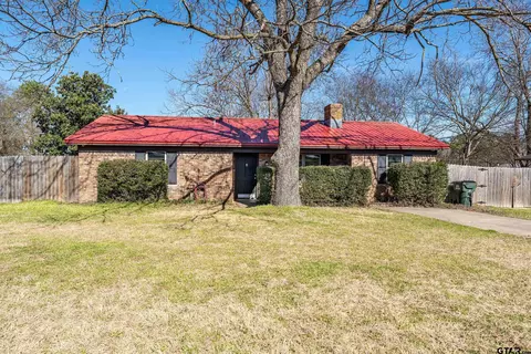 4382 Stoneridge Dr, Flint, TX 75762