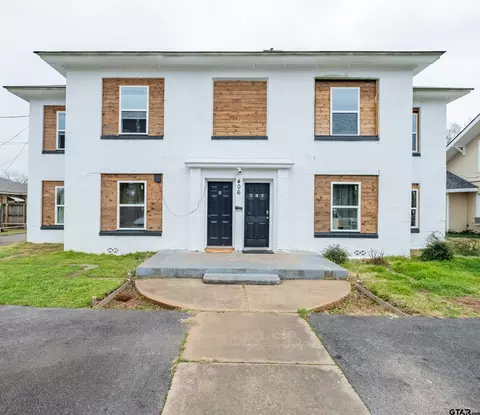 406 S Fredonia St, Longview, TX 75601