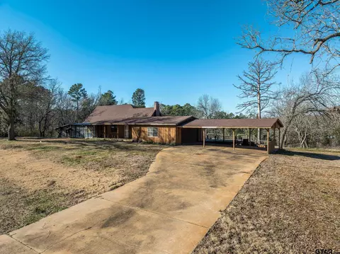 430 Acr 1406, Elkhart, TX 75839