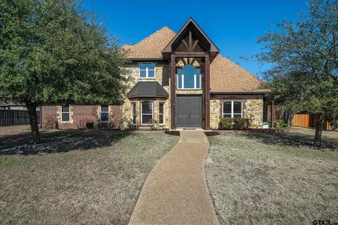 597 Imagine Dr, Lindale, TX 75771