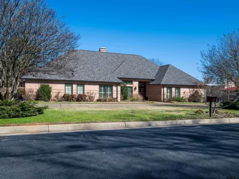 6904 Gleneagles Dr, Tyler, TX 75703