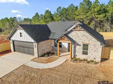 223 Ellis St, Rusk, TX 75785