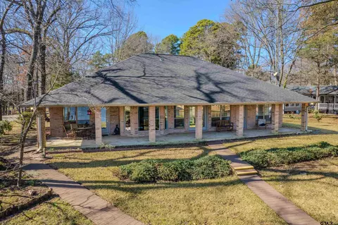 72 Wilcox St, Mount Vernon, TX 75457