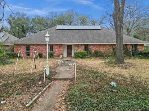 1004 Jeff Davis, Tyler, TX 75703