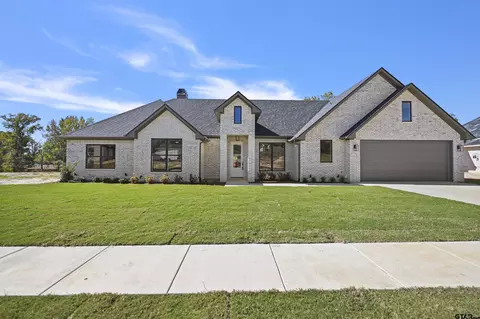 994 Mallard Dr, Lindale, TX 75771