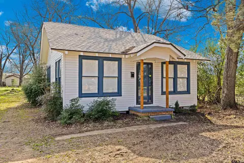 214 W Eckman St, Longview, TX 75601