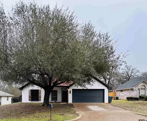 316 Eisenhower Dr, Tyler, TX 75704