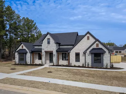 3317 Forest Ct, Tyler, TX 75703