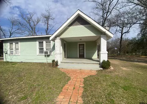 1505 Quevado, Jacksonville, TX 75766
