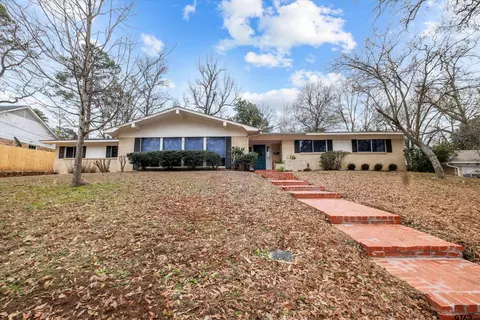 1023 E Amherst St, Tyler, TX 75701