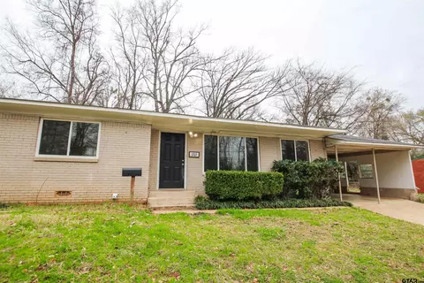 1203 Elizabeth Dr, Tyler, TX 75701