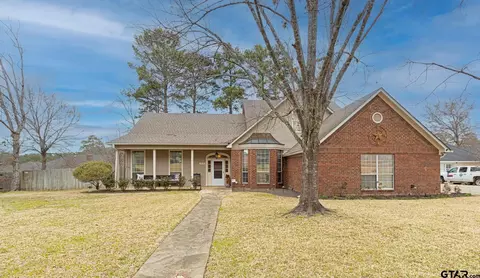 1510 Frostwood Dr, Tyler, TX 75703