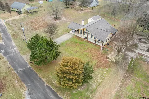 202 San Mateo Path, Holly Lake Ranch, TX 75765