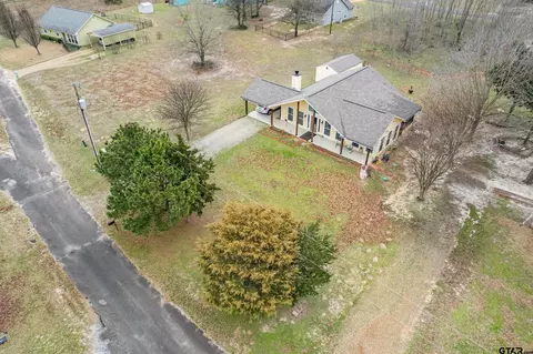 202 San Mateo Path, Holly Lake Ranch, TX 75765