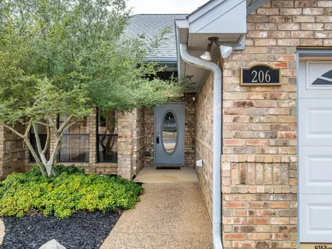 206 Stoneridge, Chandler, TX 75758