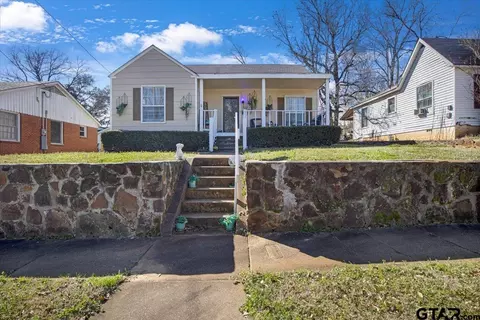711 Oakland Ave, Tyler, TX 75702
