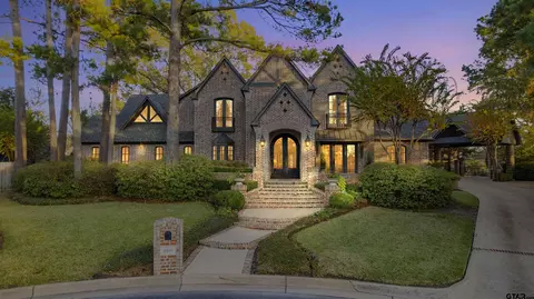 2205 Kingsmill Cir, Tyler, TX 75703