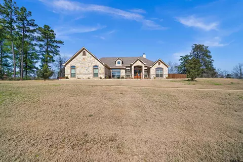 12158 Oak Grove Dr, Lindale, TX 75771