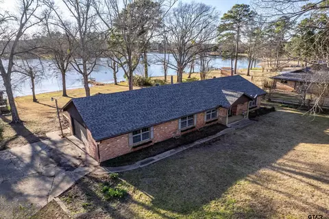 8192 Lakeshore Dr, Tyler, TX 75707
