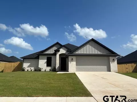 246 August Dr, Bullard, TX 75757