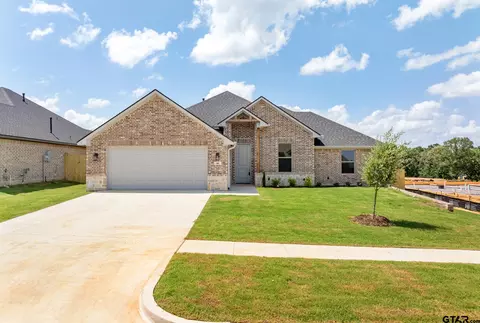 382 Mary Cir, Bullard, TX 75757