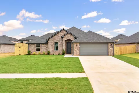 216 August Dr, Bullard, TX 75757