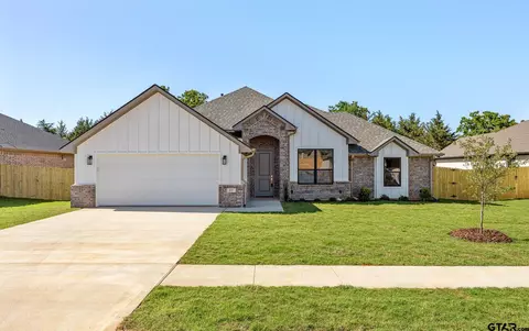 217 August Dr, Bullard, TX 75757