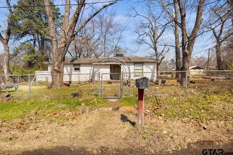 6795 Pearl St, Tyler, TX 75708 photo 1