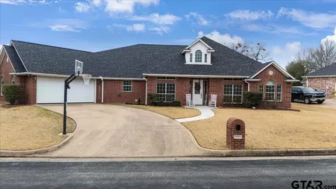 1900 Frostwood, Tyler, TX 75703