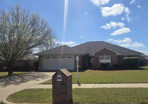 11191 Triple Crown Dr, Flint, TX 75762